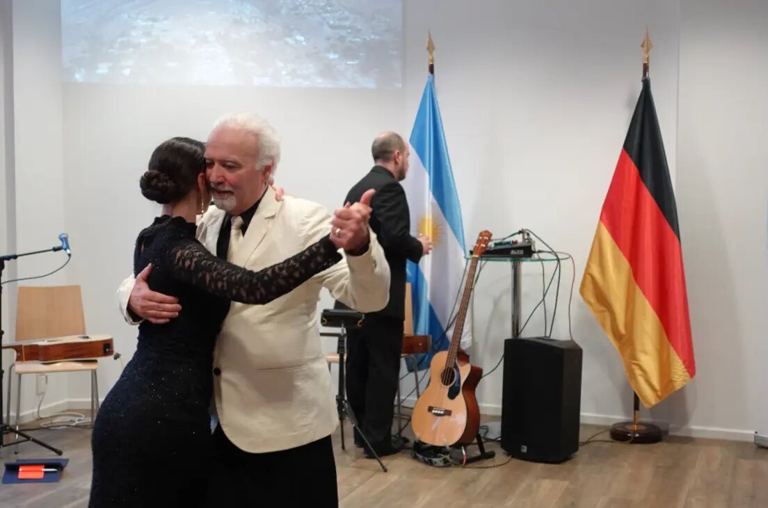 Argentinian Tango