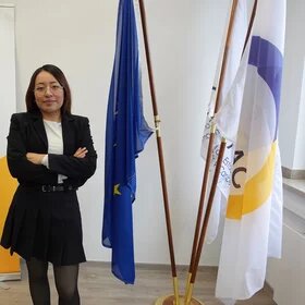 Photo of the intern Jocelyne Tomás